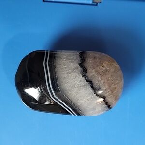 Black Stripe Crystal Agate / Quartz Palm Stone